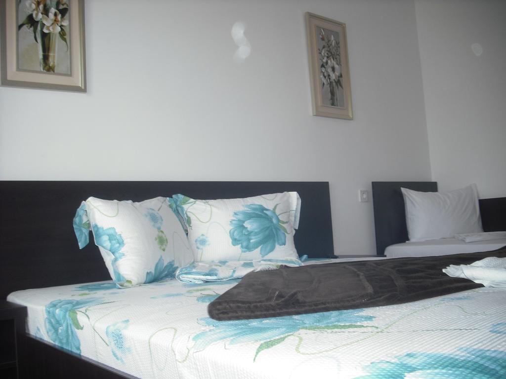 Casa Verona 科斯蒂内什蒂 客房 照片