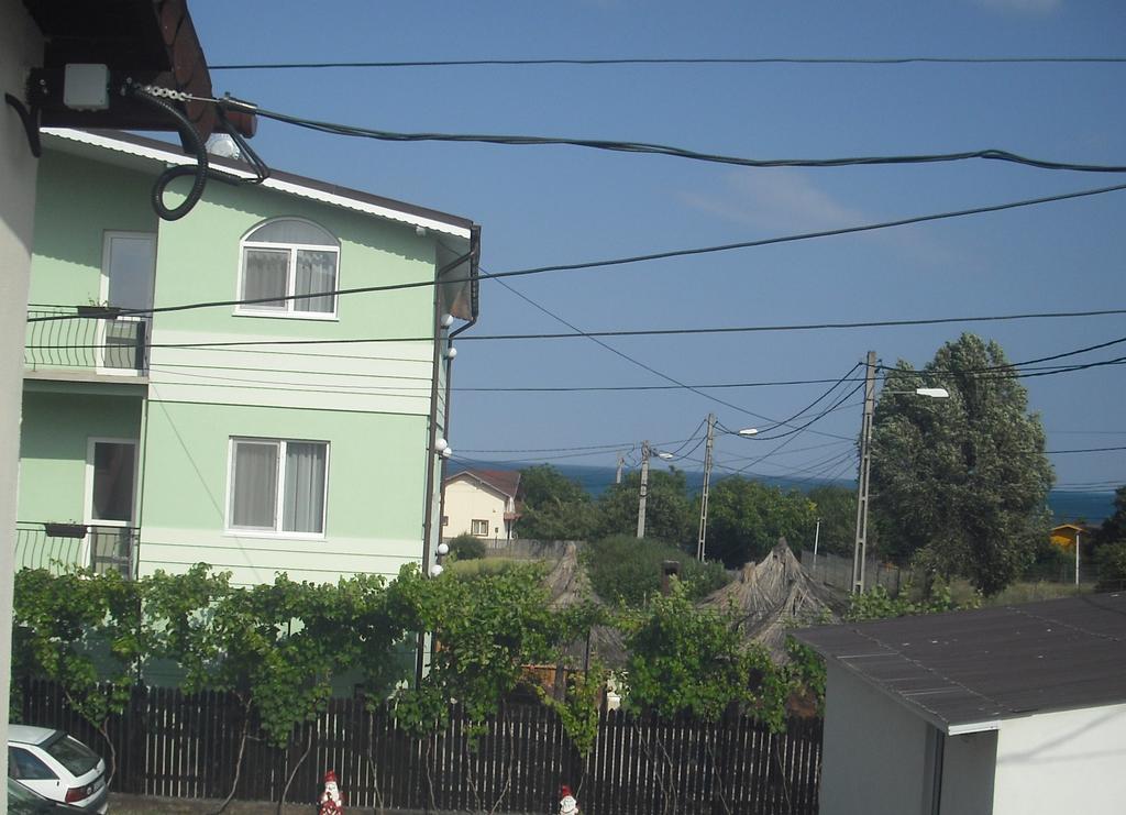 Casa Verona 科斯蒂内什蒂 外观 照片